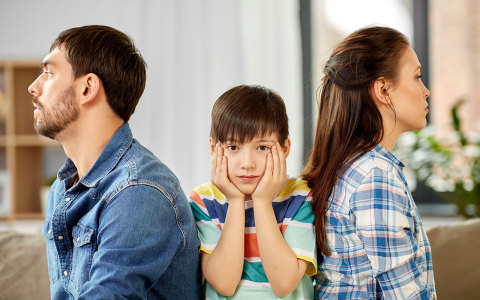 离婚时两个孩子的抚养权